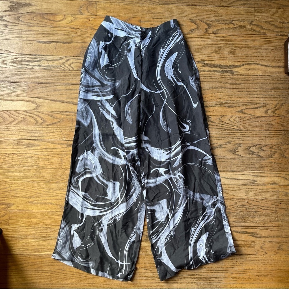 NEW Athleta Calm Cool Pant Black White Wide Leg Size Small NWOT - Picture 2 of 5
